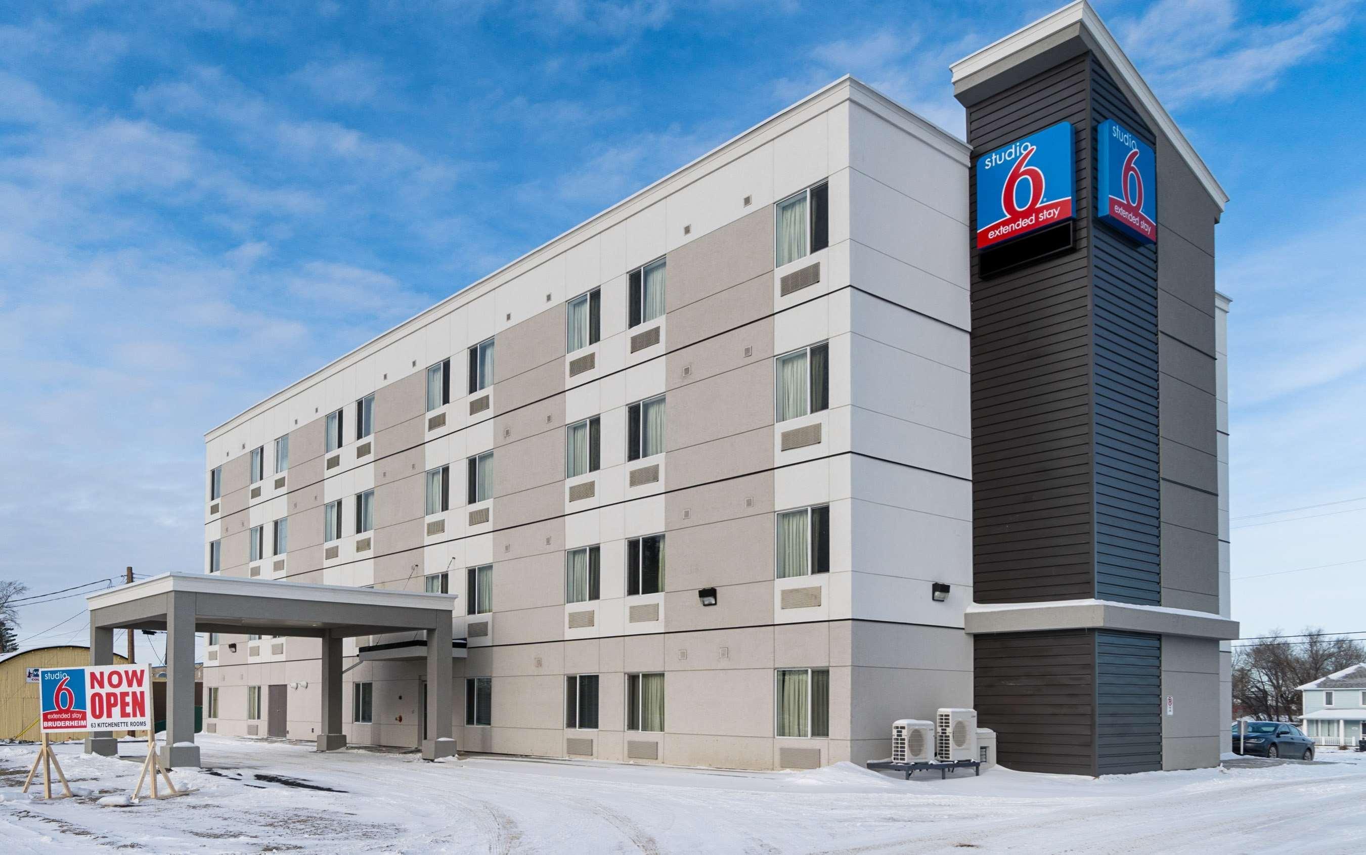 Studio 6-Bruderheim, Ab Ngoại thất bức ảnh