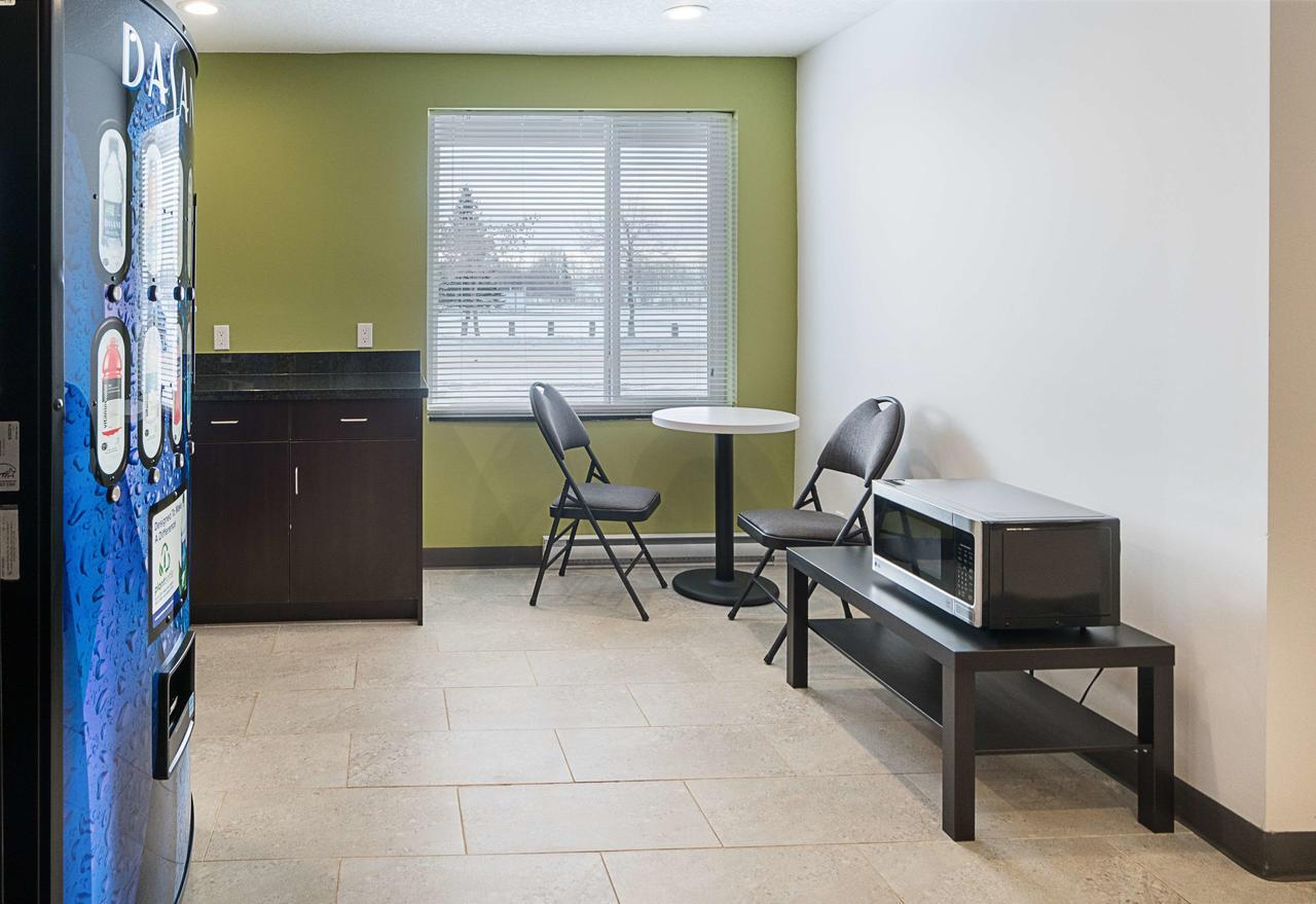 Studio 6-Bruderheim, Ab Ngoại thất bức ảnh